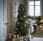 Christmas Tree 6ft 5 inches