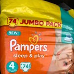 Pampers jumbo pack (74)