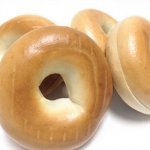 540g La Diner Frozen Plain Sliced Bagels (6pk)