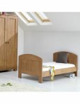 Mamas and Papas Dark Oak Toddler Bed (£6.95 del)