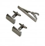 Cufflinks and tie bar set