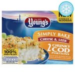 Youngs simply bake cod with leeks and cheese