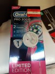 Oral B Pro 2000 Electric Toothbrush reduced