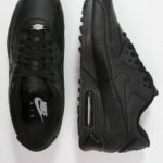 Nike Air Max 90 in black. with voucher
