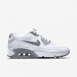 NIKE AIR MAX 90 ESSENTIAL 54.23£ plus 23.1% using topcashback