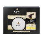 HALF PRICE Olay Total Effects Regime Pack: Day Moisturiser, Wet Wipes & Compact Mirror