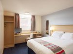 Central London hotel stay in December at Travelodge (see code too) + 7% Quidco