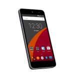 Wileyfox Swift 4G Dual SIM-Free Smartphone in both black and white
