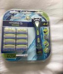 Wilkinson Sword Hydro 5 Groomer Razor plus 9 blades