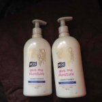 VO5 conditioner x2