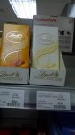 Lindt Lindor White or Caramel 100g chocolate bars