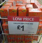 100 packets of Chiclets chewing gum citrus flavour