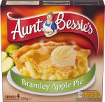 Aunt Bessie's Bramley Apple Pie Family Size (550g)