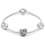 Pandora poetic bloom charm bracelet with heart charm & 2 x spacers plus spend another £26 & get ltd edition Pandora Christmas 2016 Ornament for Free